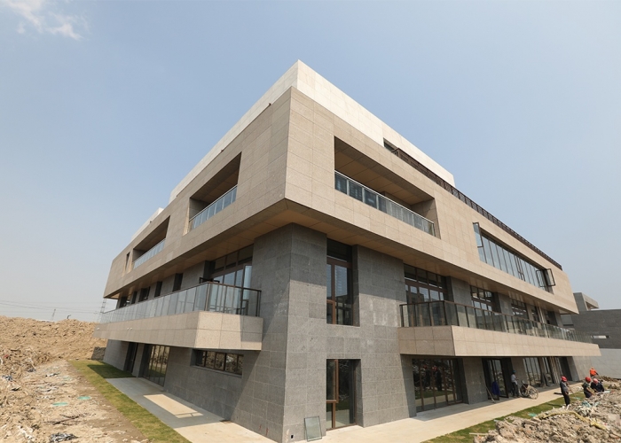 世合理想大地幕墻