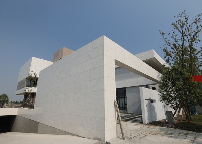 世合理想大地幕墻