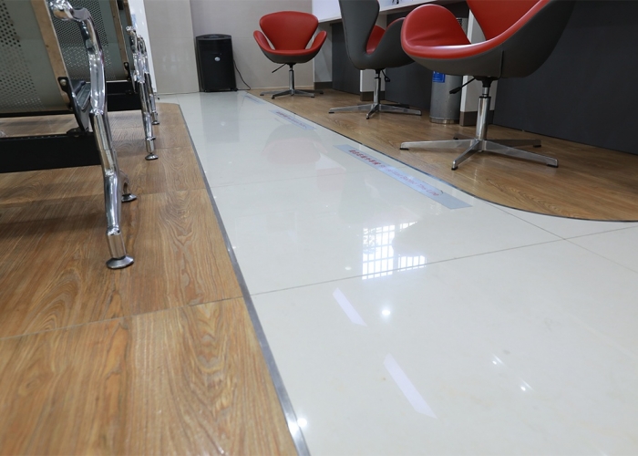 紡工路工行裝飾