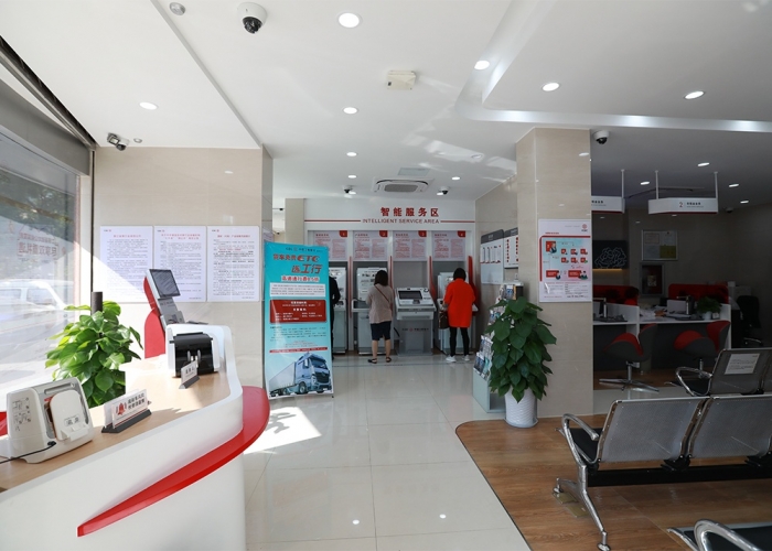 南溪路工行裝飾