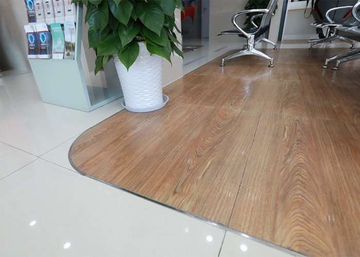 南溪路工行裝飾