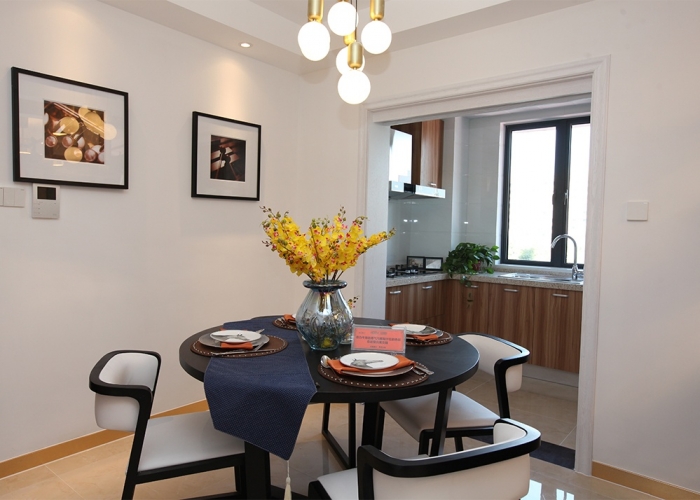 英才公寓301裝飾