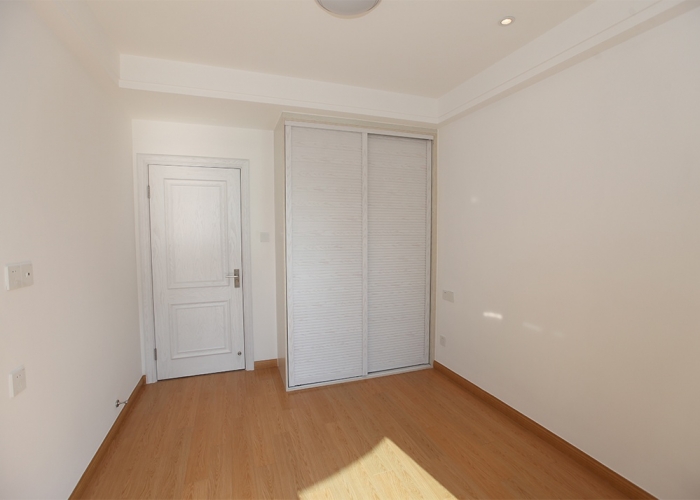 英才公寓302裝飾