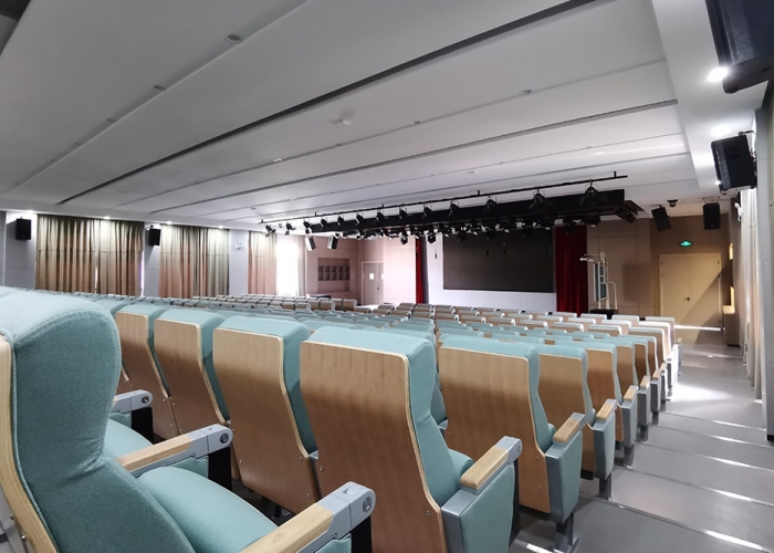 余新小學(xué)報告廳改造