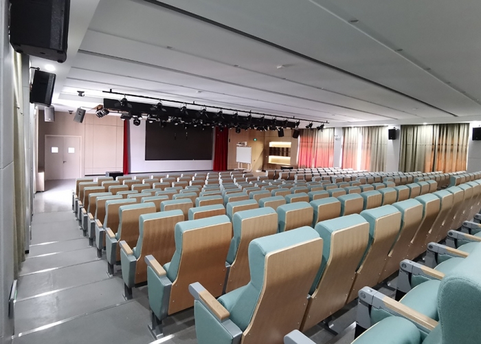 余新小學(xué)報告廳改造